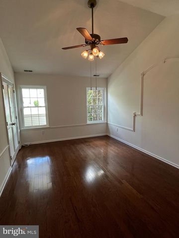 801 GINGER CT, Mount Laurel, NJ 08054