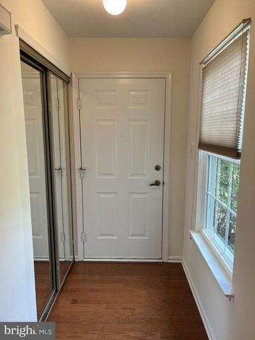 801 GINGER CT, Mount Laurel, NJ 08054