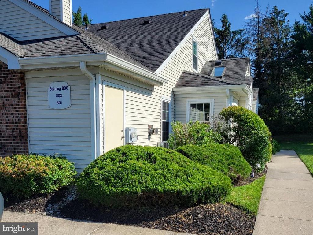 801 GINGER CT, Mount Laurel, NJ 08054