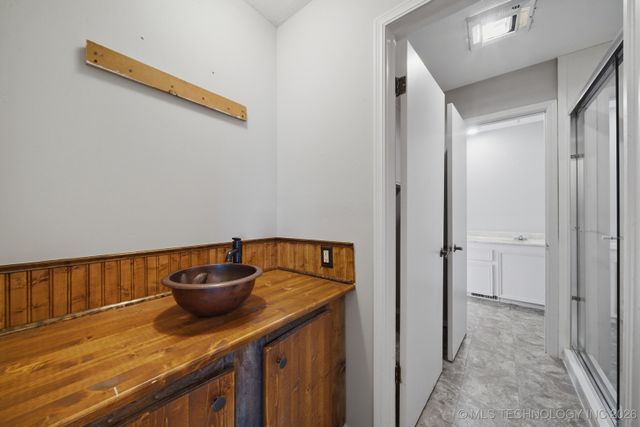 15876 E Pony Lake Drive, Claremore, OK 74019