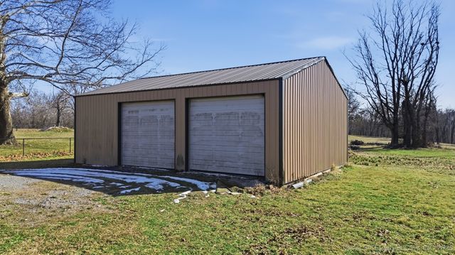 15876 E Pony Lake Drive, Claremore, OK 74019