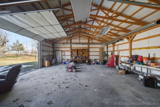 15876 E Pony Lake Drive, Claremore, OK 74019