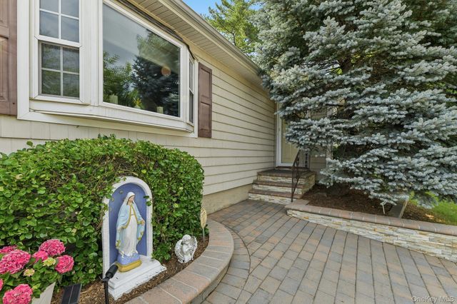 7814 Langdale Street, New Hyde Park, NY 11040