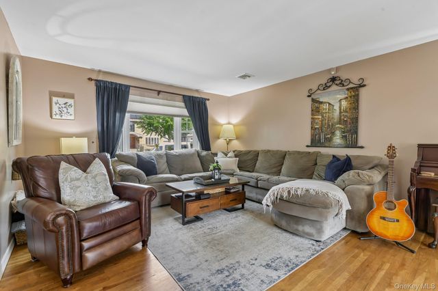 7814 Langdale Street, New Hyde Park, NY 11040