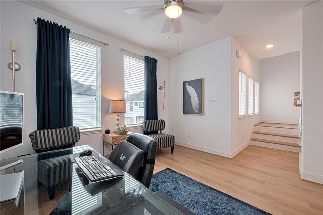 1615 Regents Gate Road, Houston, TX 77055