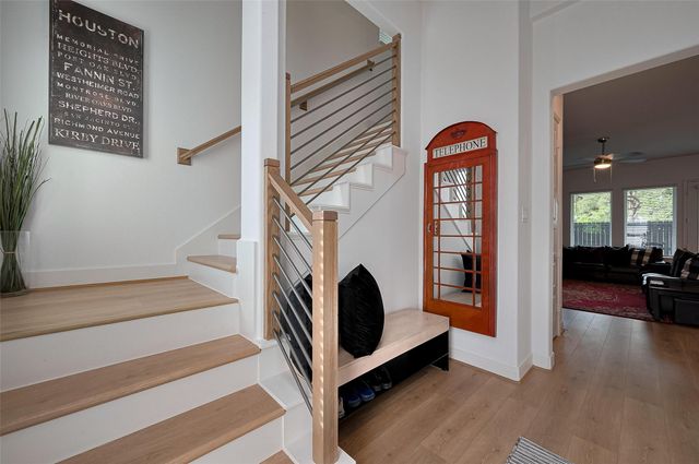 1615 Regents Gate Road, Houston, TX 77055