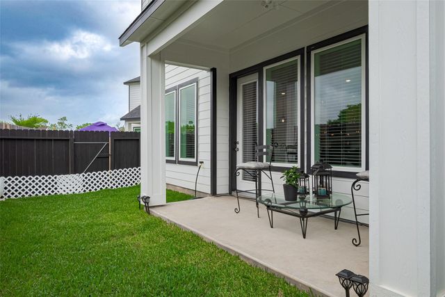 1615 Regents Gate Road, Houston, TX 77055