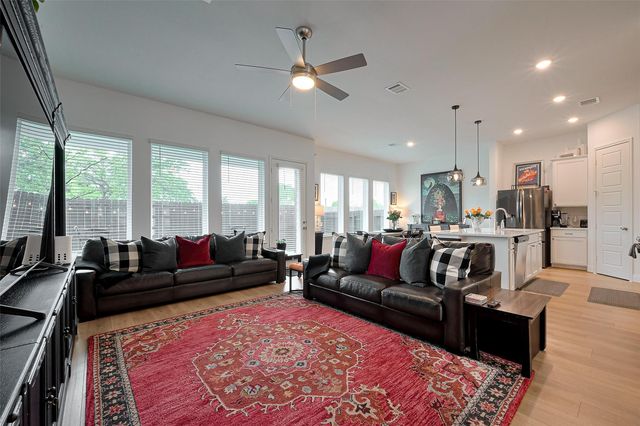 1615 Regents Gate Road, Houston, TX 77055