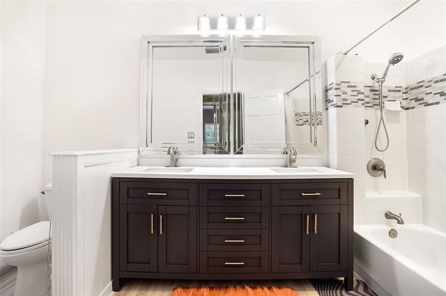 107 Squires DR, Lakeway, TX 78734