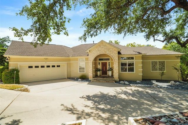 107 Squires DR, Lakeway, TX 78734