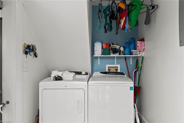 1256 Irving Street, Winston-salem, NC 27103