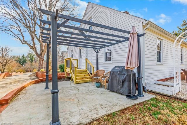 1256 Irving Street, Winston-salem, NC 27103