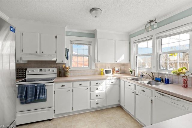 1256 Irving Street, Winston-salem, NC 27103