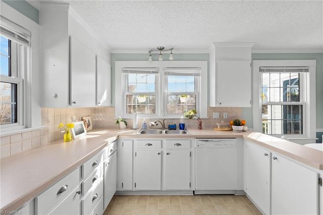 1256 Irving Street, Winston-salem, NC 27103