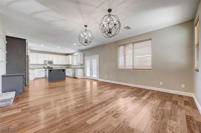 10120 Lexington Pines Avenue, Las Vegas, NV 89129