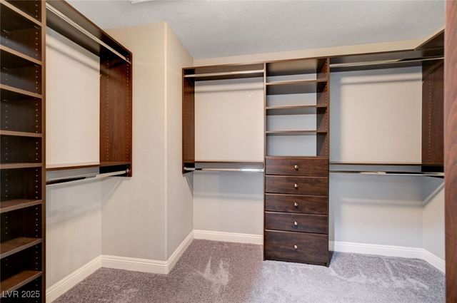 10120 Lexington Pines Avenue, Las Vegas, NV 89129