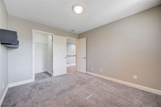 10120 Lexington Pines Avenue, Las Vegas, NV 89129