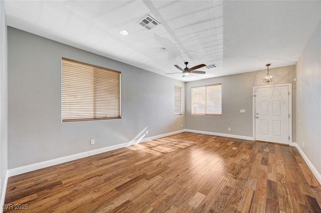 10120 Lexington Pines Avenue, Las Vegas, NV 89129