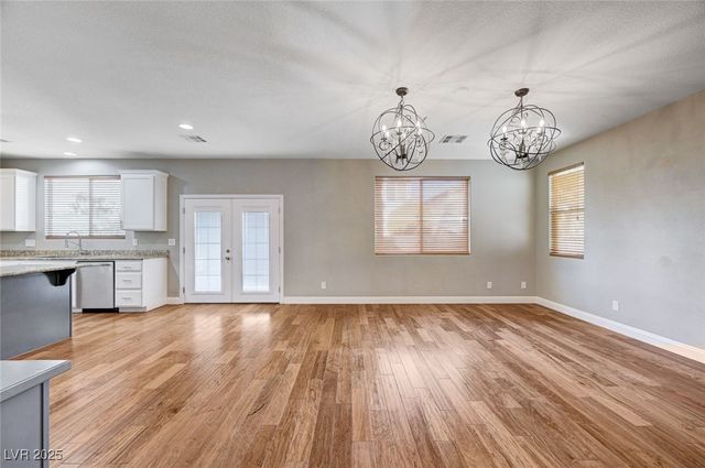 10120 Lexington Pines Avenue, Las Vegas, NV 89129