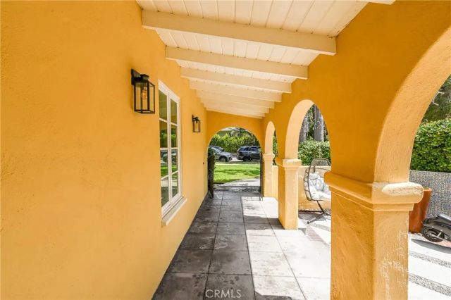 1102 Olmsted Drive, Glendale, CA 91202