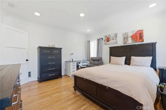 1102 Olmsted Drive, Glendale, CA 91202