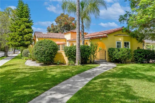 1102 Olmsted Drive, Glendale, CA 91202