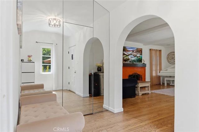 1102 Olmsted Drive, Glendale, CA 91202