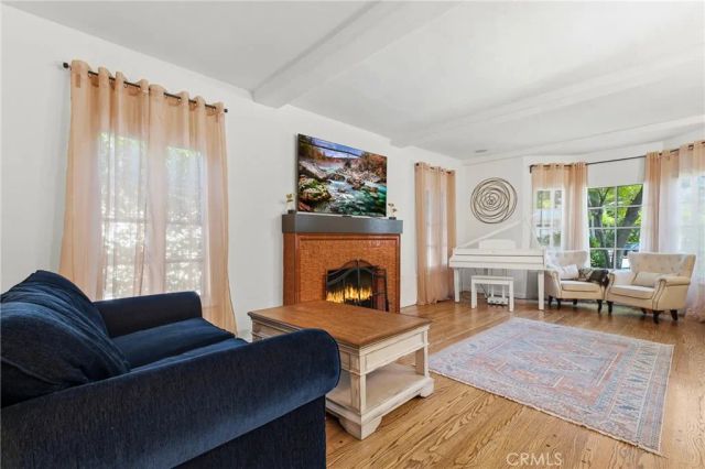 1102 Olmsted Drive, Glendale, CA 91202