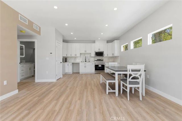 1102 Olmsted Drive, Glendale, CA 91202