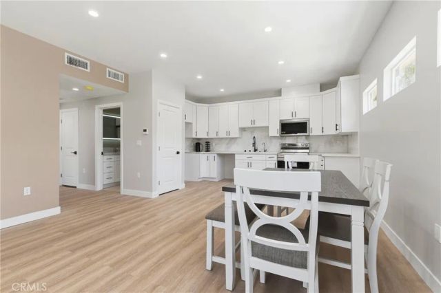 1102 Olmsted Drive, Glendale, CA 91202