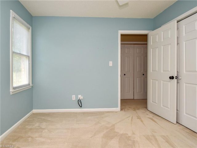 2245 Glenshire Court, Winston-salem, NC 27127