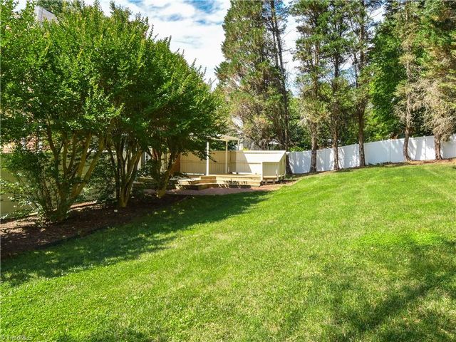 2245 Glenshire Court, Winston-salem, NC 27127