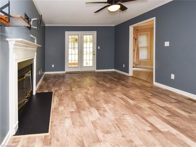 2245 Glenshire Court, Winston-salem, NC 27127