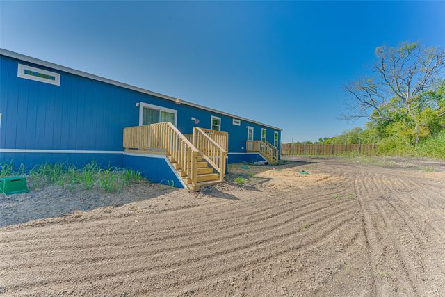 3061 Cochise Court, Ferris, TX 75125