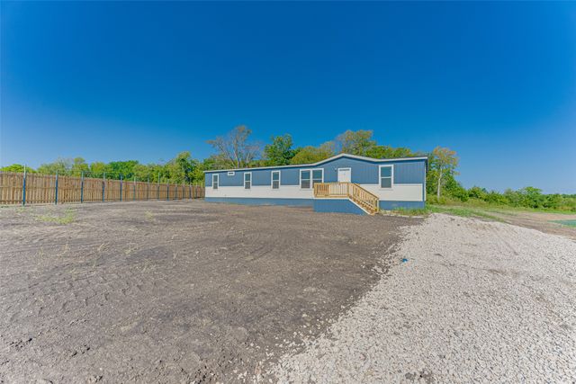 3061 Cochise Court, Ferris, TX 75125