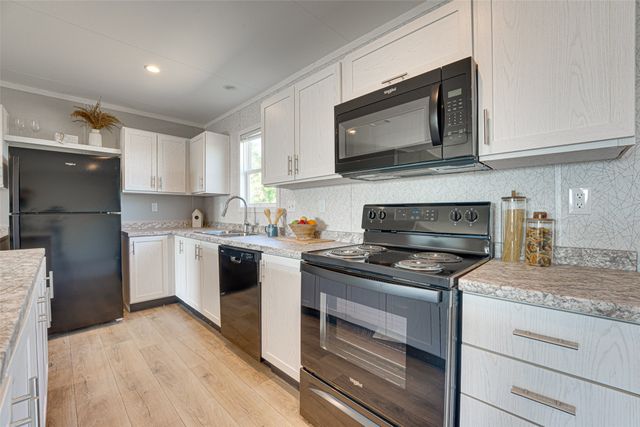 3061 Cochise Court, Ferris, TX 75125