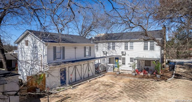 422 Pershing B, San Antonio, TX 78209