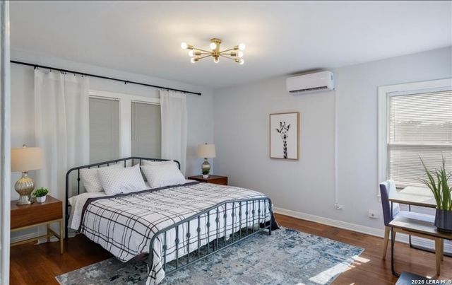 422 Pershing B, San Antonio, TX 78209