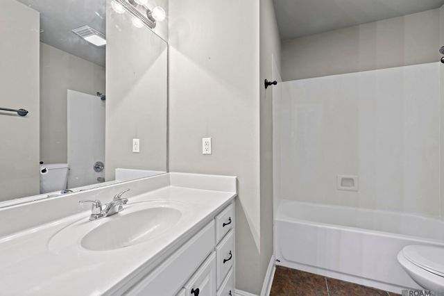 30863 Meadow Wood Blvd, Denham Springs, LA 70726