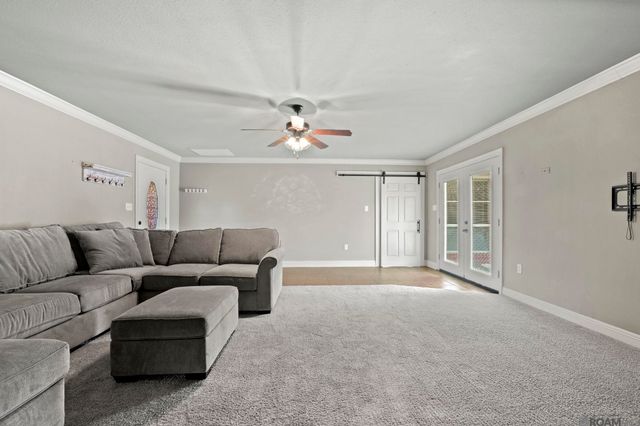 30863 Meadow Wood Blvd, Denham Springs, LA 70726