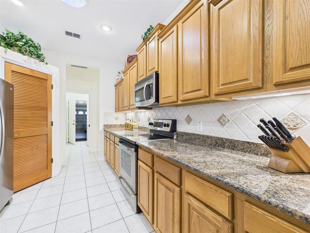 19439 SW 101ST PLACE ROAD, Dunnellon, FL 34432