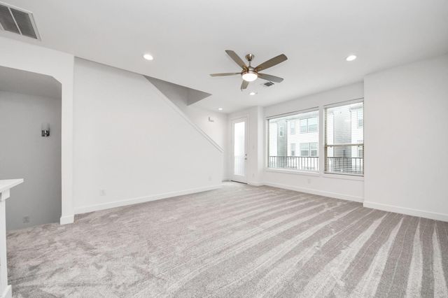 18527 Centro Row, Shenandoah, TX 77385