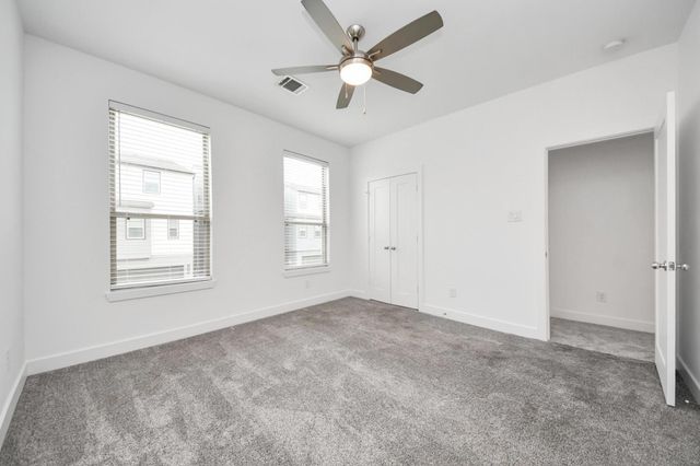 18527 Centro Row, Shenandoah, TX 77385