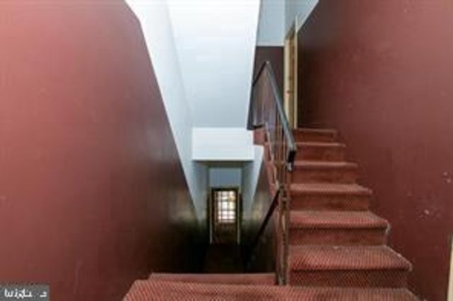 2047 GREEN ST, Philadelphia, PA 19130