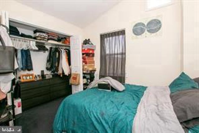 2047 GREEN ST, Philadelphia, PA 19130