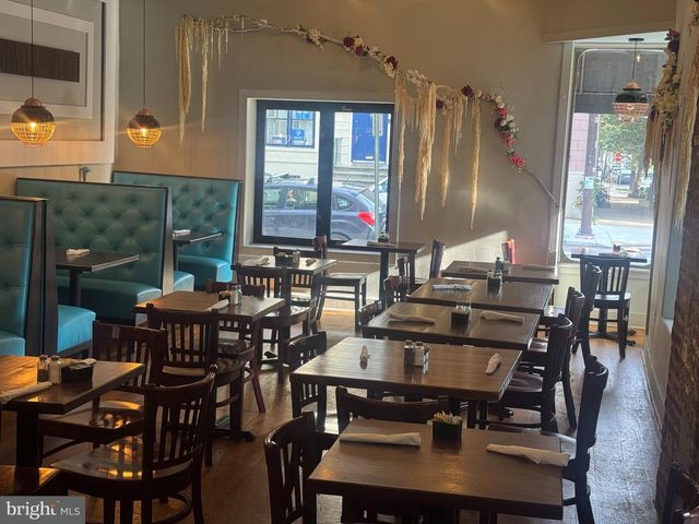 2047 GREEN ST, Philadelphia, PA 19130