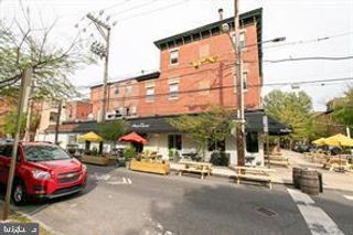 2047 GREEN ST, Philadelphia, PA 19130