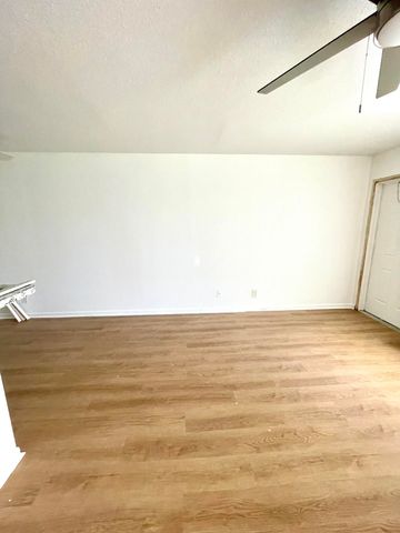 203 Easthampton I, West Palm Beach, FL 33417