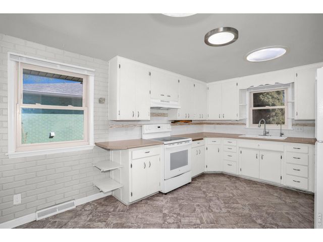 1229 Sherman St, Longmont, CO 80501