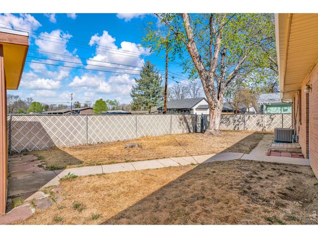 1229 Sherman St, Longmont, CO 80501